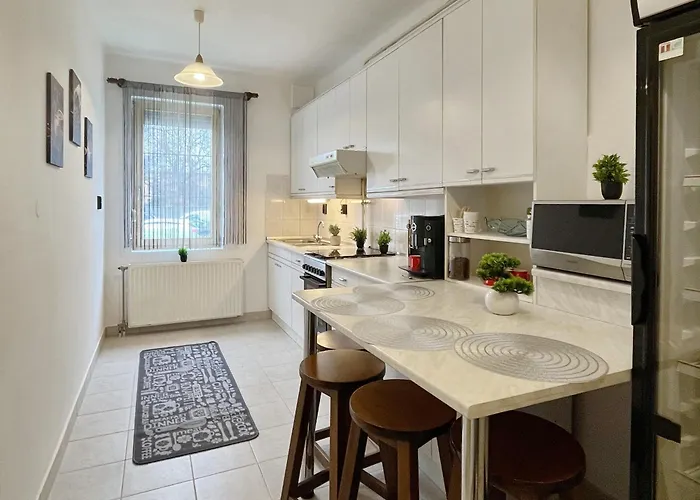 Home4you 아파트 솜버트헤이